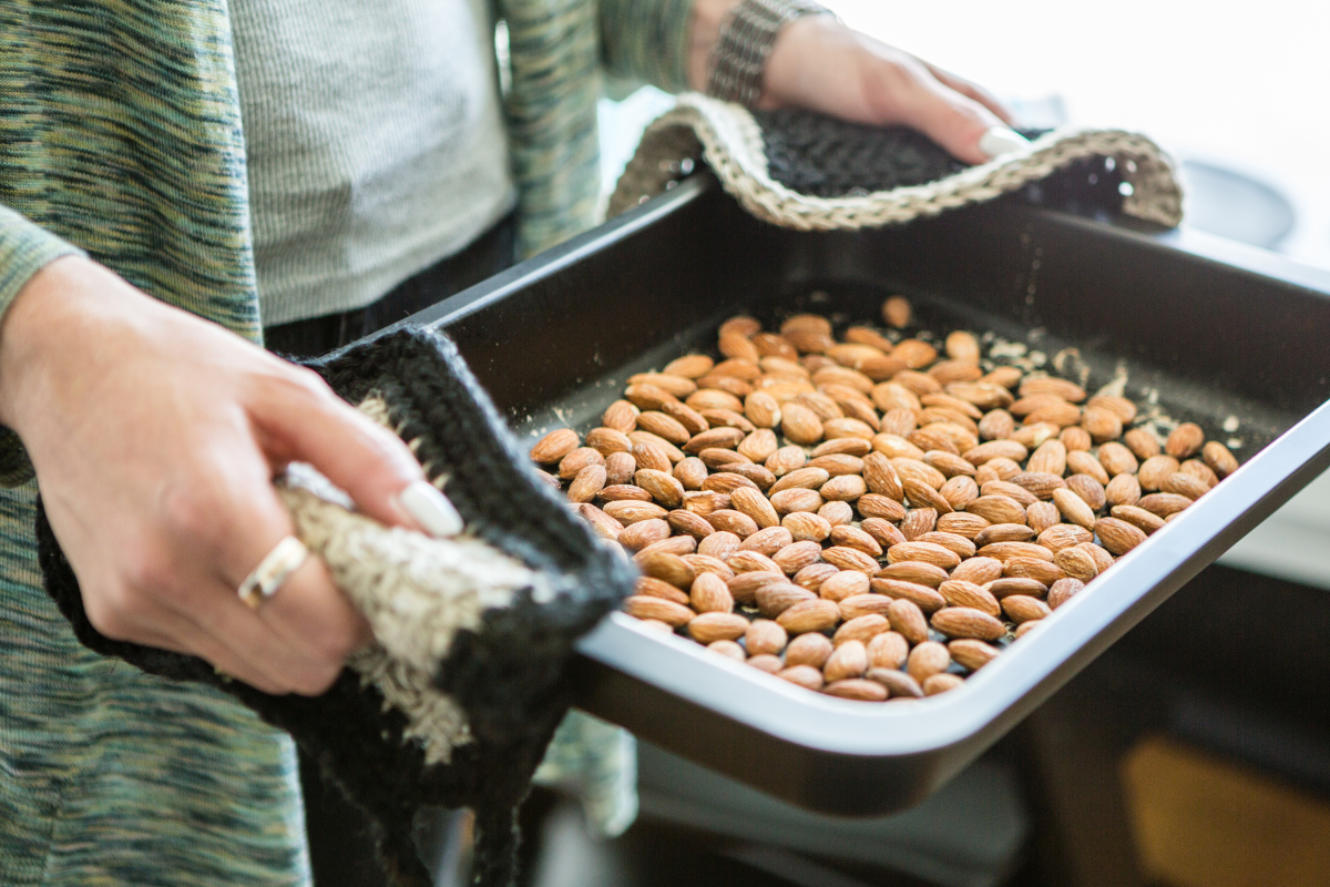 Gebrannte Mandeln ohne Zucker: ein süßes Vergnügen ganz ohne Reue ... Gebrannte Mandeln ohne Zucker: ein süßes Vergnügen ganz ohne Reue ...