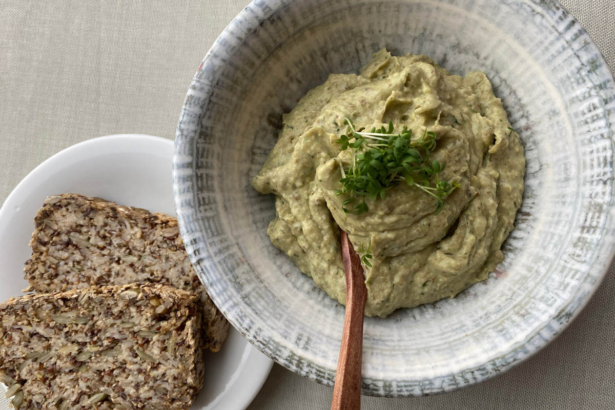 Veganer proteinreicher Aufstrich ayurvedisch inspiriert