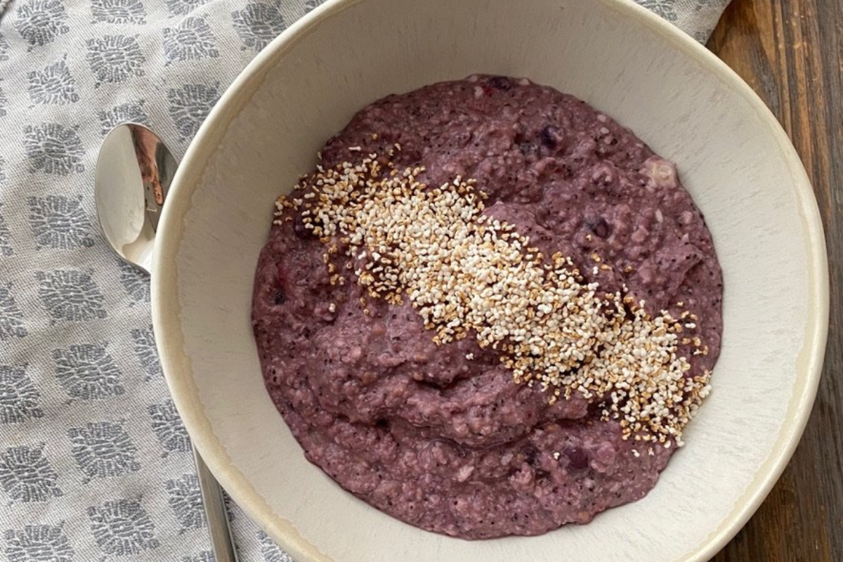 Beeren-Protein-Frühstücksbowl