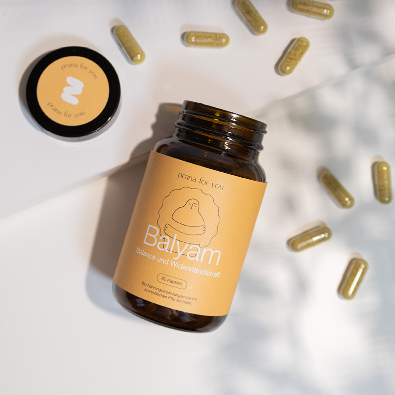 Immune set: Organic Balyam capsules & tea + tongue scraper