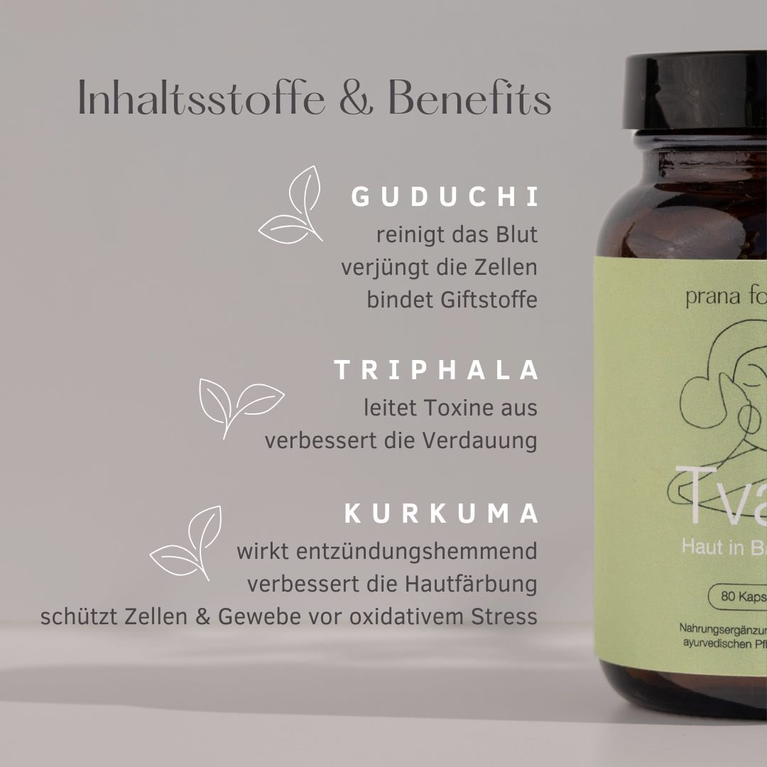 Inhaltsstoffe & Benefits:
Guduchi: reinigt das Blut, verjüngt die Zellen, bindet Giftstoffe
Triphala: leitet Toxine aus, verbessert die Verdauung
Kurkuma: wirkt entzündungshemmend, verbessert die Hautfärbung, schützt Zellen & Gewebe vor oxidativem Stress